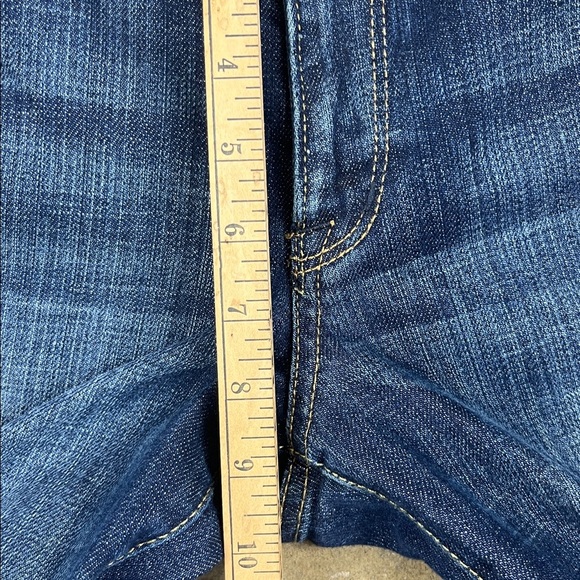 Express Dark Blue Eva Fit and Flare trouser Jeans
Size: 10s (See measurement) - Picture 6 of 9